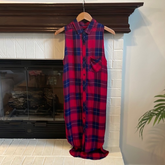 Rails Jordyn Tunic Top in Ruby / Navy Check S G4 - Picture 3 of 9